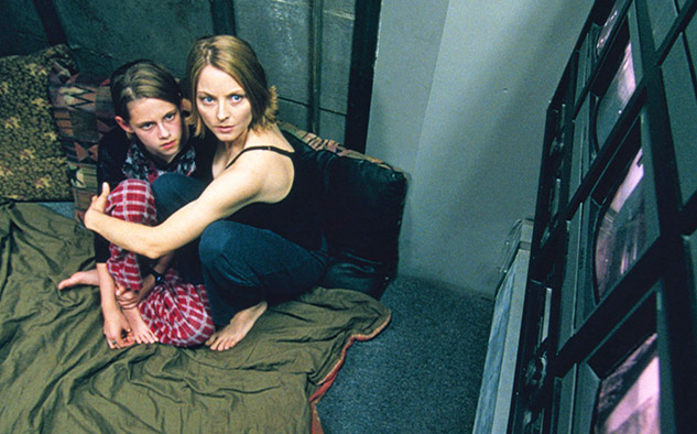 “La Habitación del pánico” (2002), thriller protagonizado por Jodie Foster, complementa el ciclo.