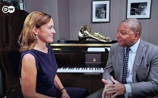 Sarah Willis, reconocida trompetista francesa, explora la influencia perdurable de Beethoven en figuras como el famoso trompetista de jazz, Wynton Marsalis.