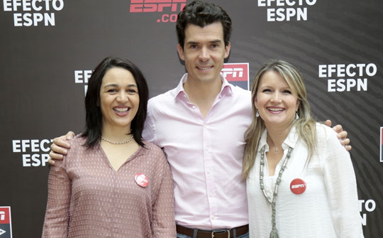 Beatriz Gil, Juan Bonilla y Paula Hincapié
