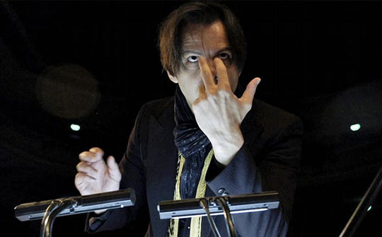 Deutsche Welle programó un documental musical sobre el director de orquesta griego Teodor Currentzis