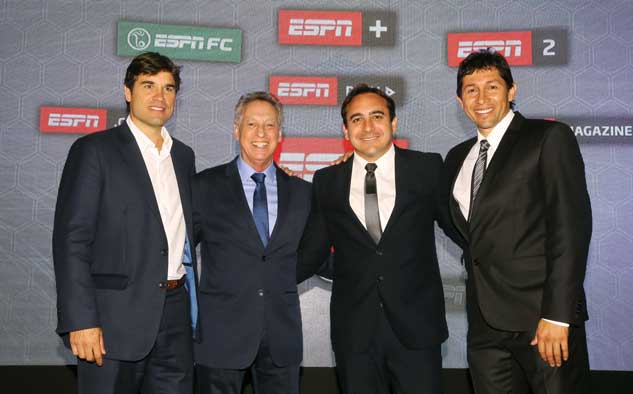  Federico Camerlinckx, director ESPN Colombia; Quique Wolff, Mario Sabato y El Patrón Bermúdez.