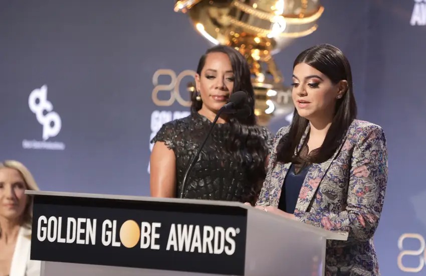 Selenis Leyva y Mayan Lopez durante el anuncio oficial de los nominados a los Golden Globe Awards 2023.