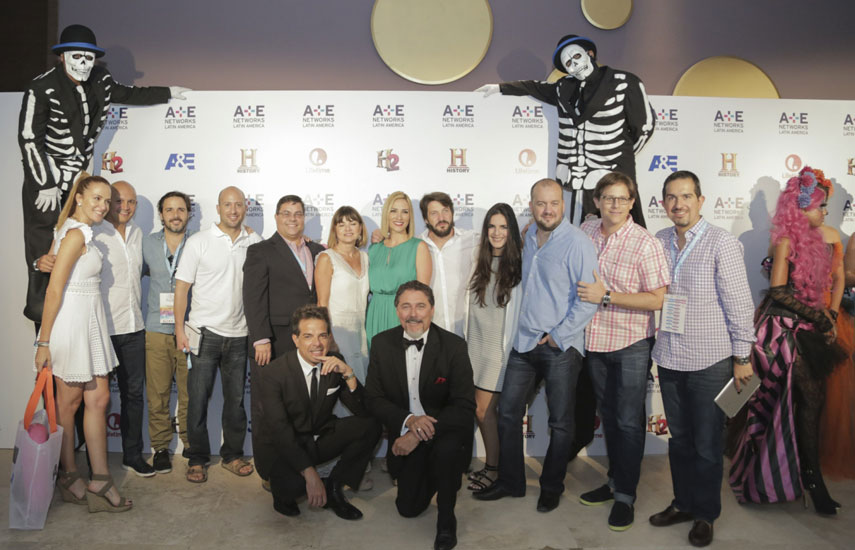 Ejecutivos y talentos de A&E Networks Latin America durante la convención en Playa del Carmen