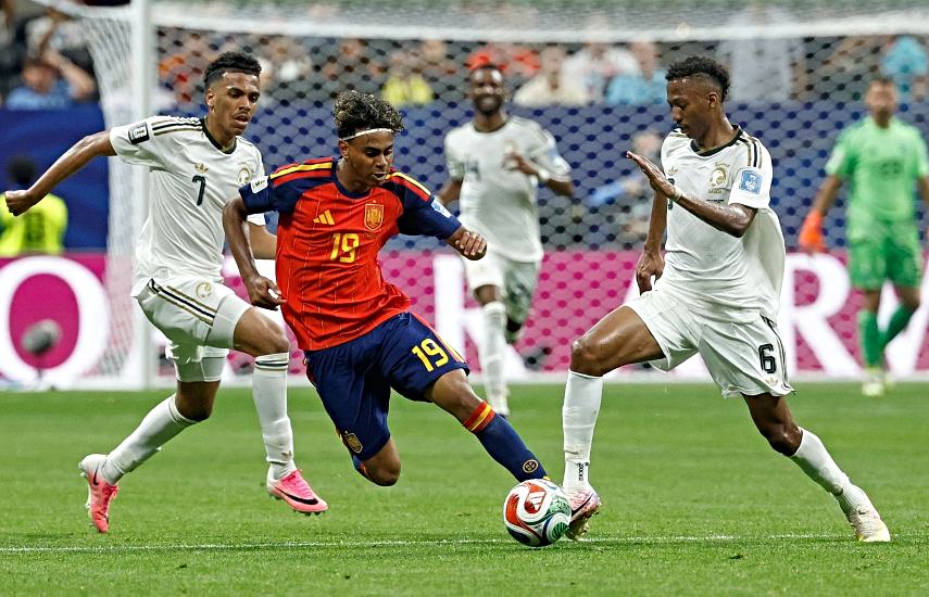 El fútbol lidera las emisiones del curso con La 1 copando las tres primeras posiciones del ranking general gracias a la Selección Española y la Copa del Rey; siendo los partidos del Mundial de Fútbol 2026 emitidos en junio lo más visto de la temporada.