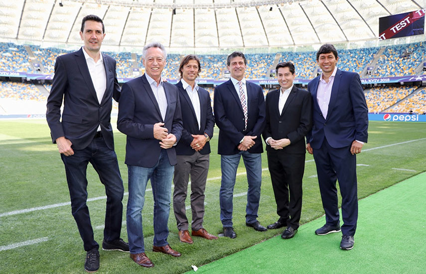 El equipo está encabezado por Quique Wolff, Miguel Simon, Jorge El Patrón Bermúdez, Mario Kempes y Matías Almeyda