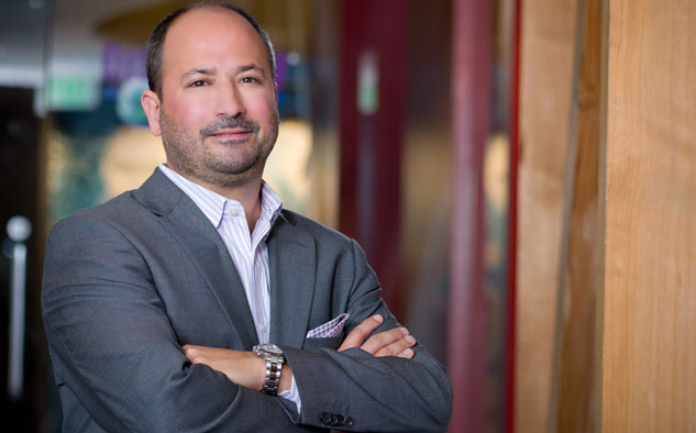 Ivan Bargueiras: "En un ambiente en el que muchos canales orientados al público hispano ofrecen contenidos basados en géneros televisivos convencionales, entendemos que los gustos e intereses de nuestro público van mucho más allá..."