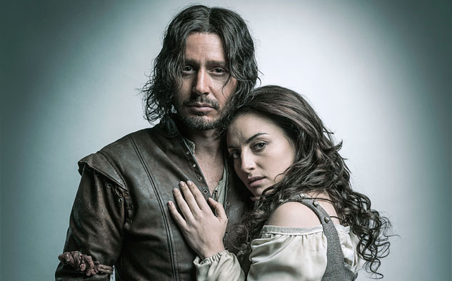 La mexicana Marimar Vega es Isabel de Bastidas y el chileno Benjamín Vicuña, Agustín González, en Sitiados