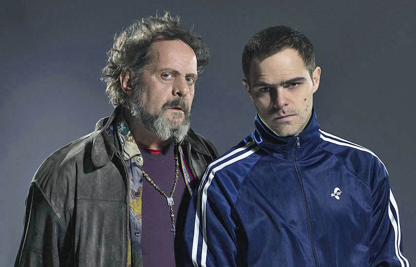 Dirigida por Bruno Stagnaro, en esta segunda temporada, Un Gallo para Esculapio se centra en la vuelta de Nelson (Peter Lanzani) luego de seis meses de estar lejos de Buenos Aires. 